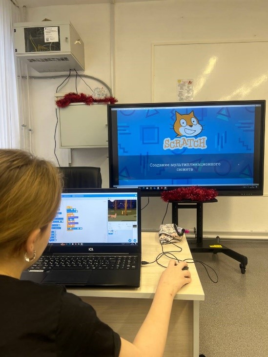 Новинка Центра – кружок «программирование Scratch».