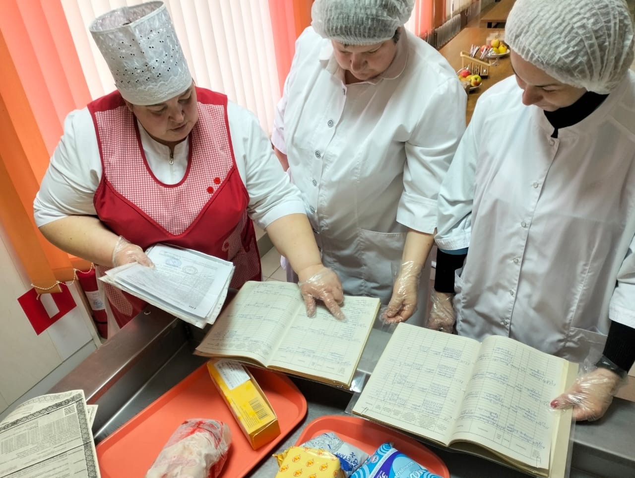 Изображения столовой.